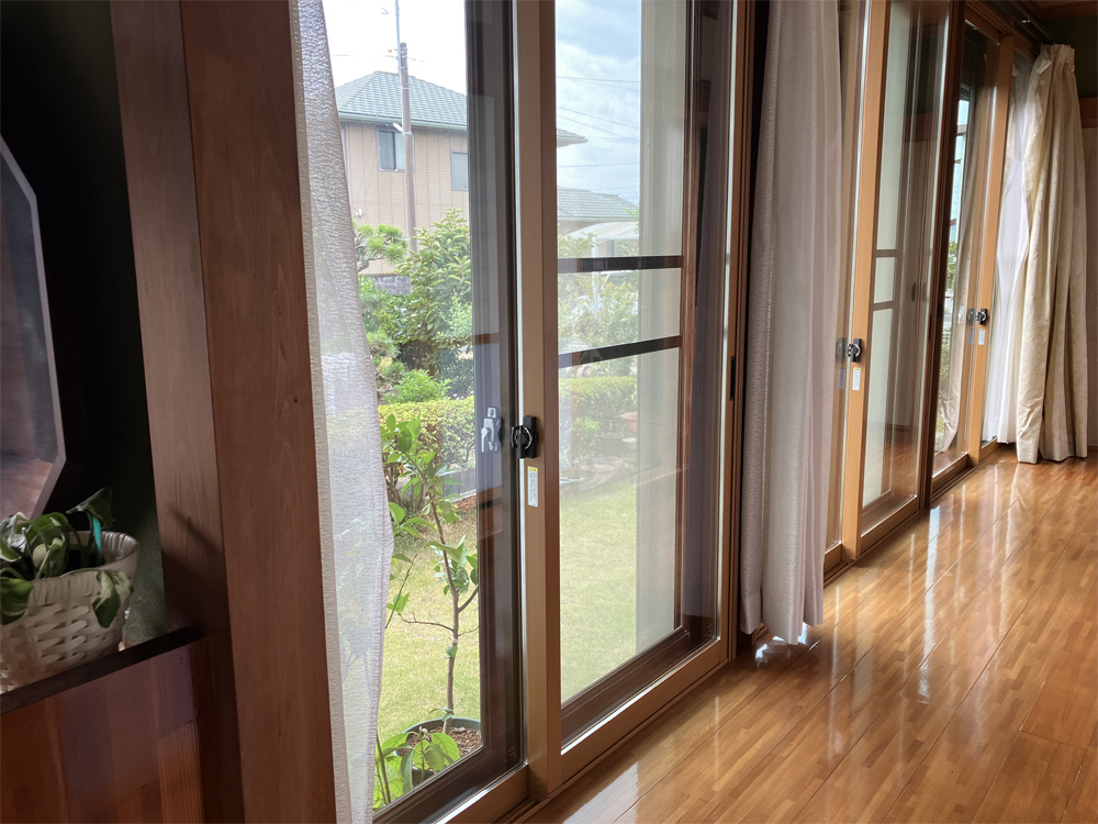 玄関ドア取替え_施工後の写真